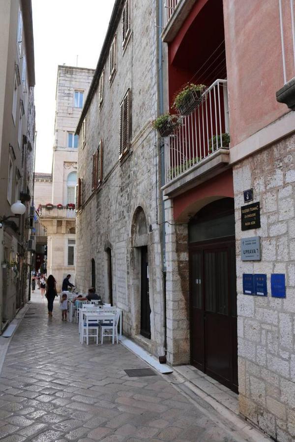 Val & Mar Studio Apartment Zadar Luaran gambar