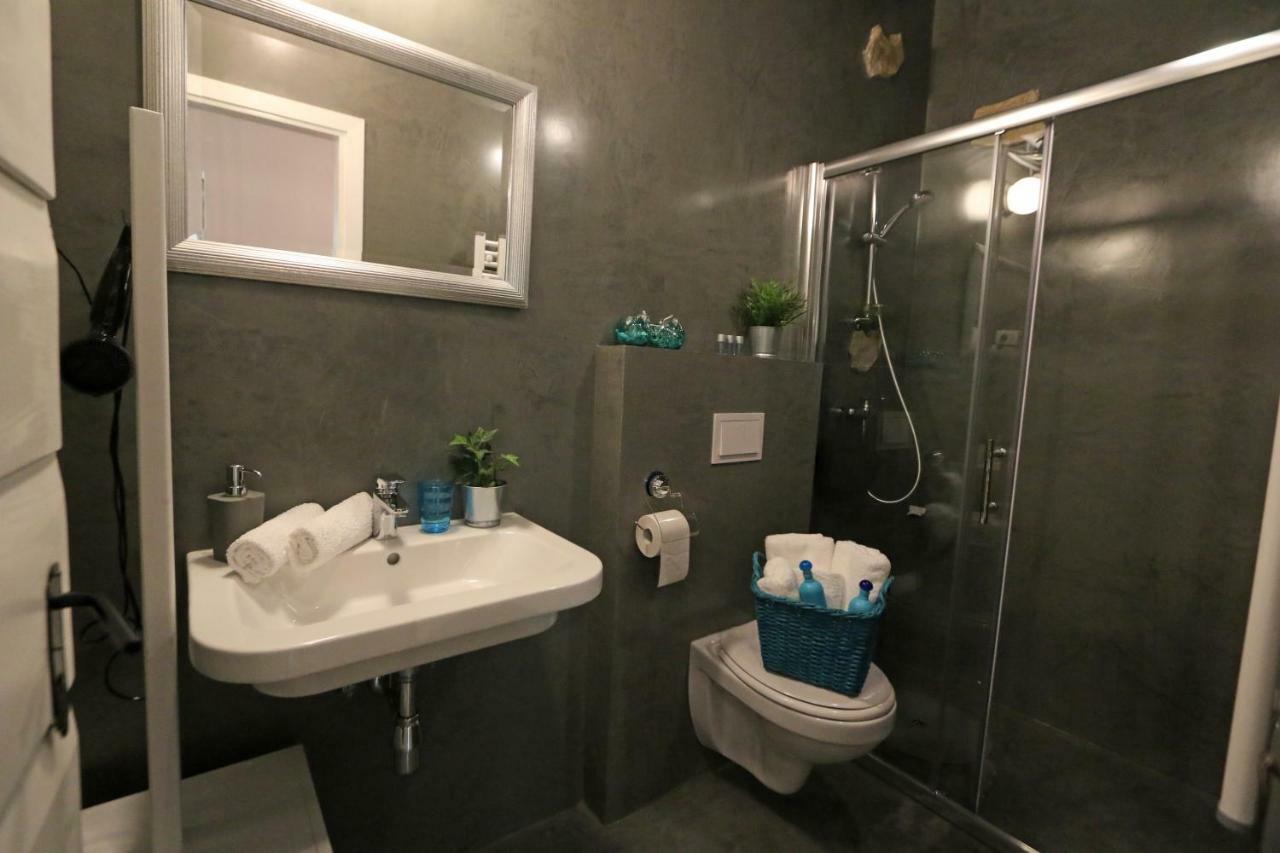 Val & Mar Studio Apartment Zadar Luaran gambar